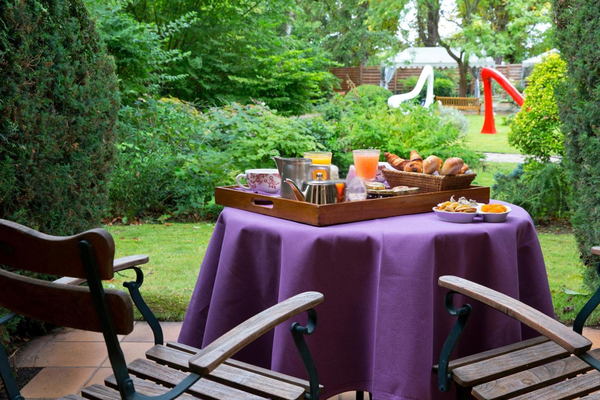 Cazaudehore, Maison Forestiere De Charme, Restaurant Gastronomique, Terrasse Ombragee Et Jardin Saint-Germain-en-Laye Dış mekan fotoğraf